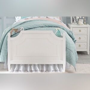 NWT‎ Pottery Barn Kids Icy Tulle Bed Skirt Sparkle